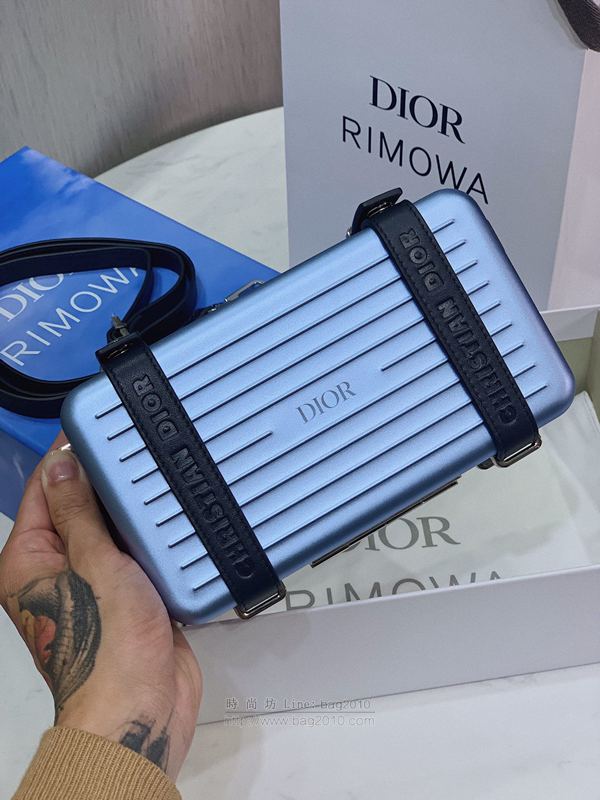 Dior包 迪奧 Dior X RIMOWA膠囊合作系列 磨砂質感的鋁制外殼 Dior高端小箱挎包  Dyd1441